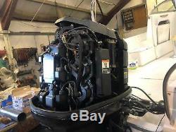 Used Mercury V6 225hp 2-Stroke Outboard Remote Control Electric Start Engine