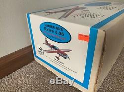 New Vintage Lanier Rc Extra 300 3,25 Balsa Télécommande Kit D'avion